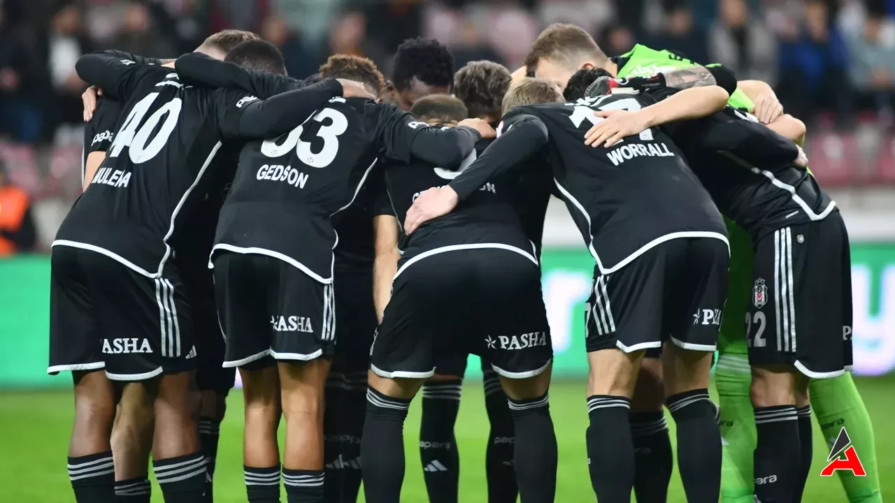 Besiktas Konyasporu Konuk Ediyor