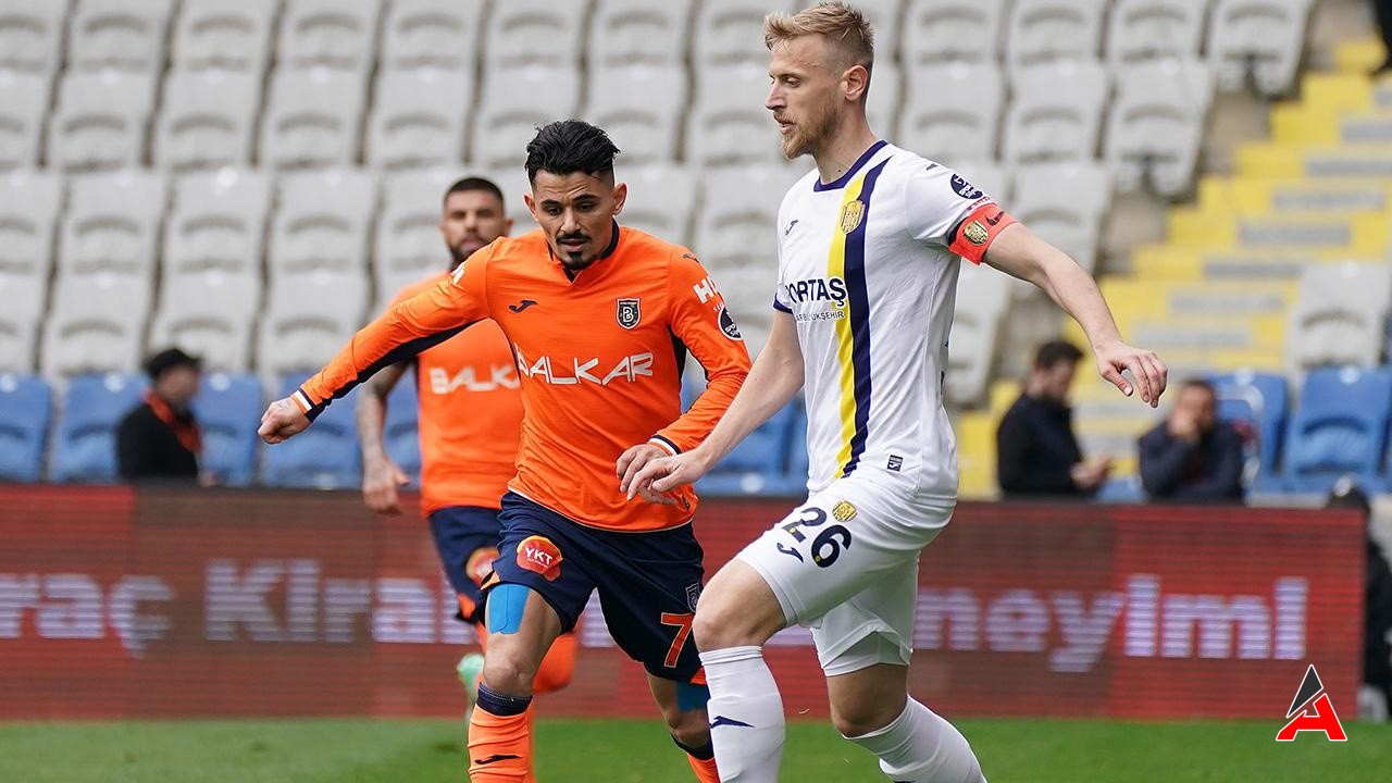 Ankaragücü Başakşehir Maçı