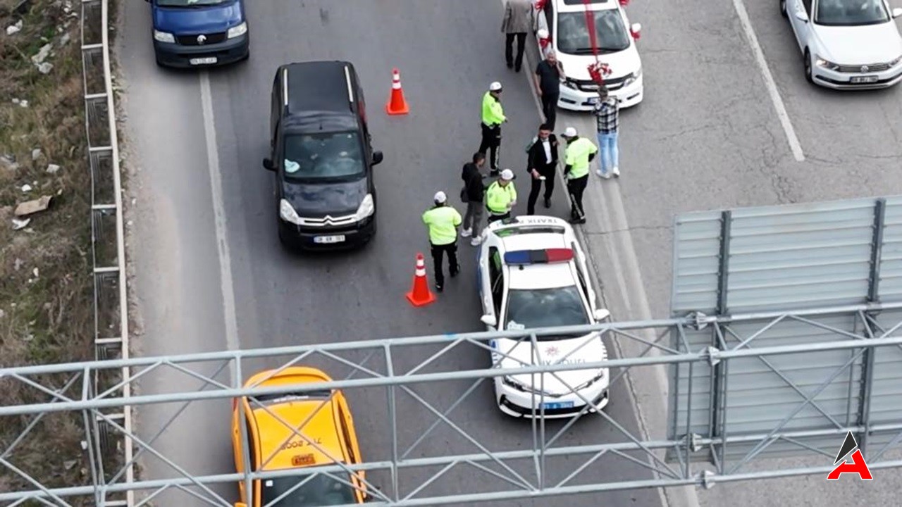 Bakanlık Personeliyim' Dedi, Polisleri Tehdit Etti1