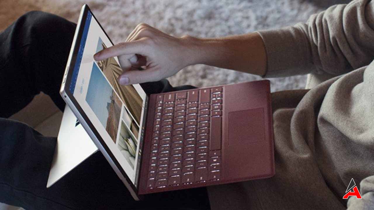 Microsoft Yeni Surface Tableti