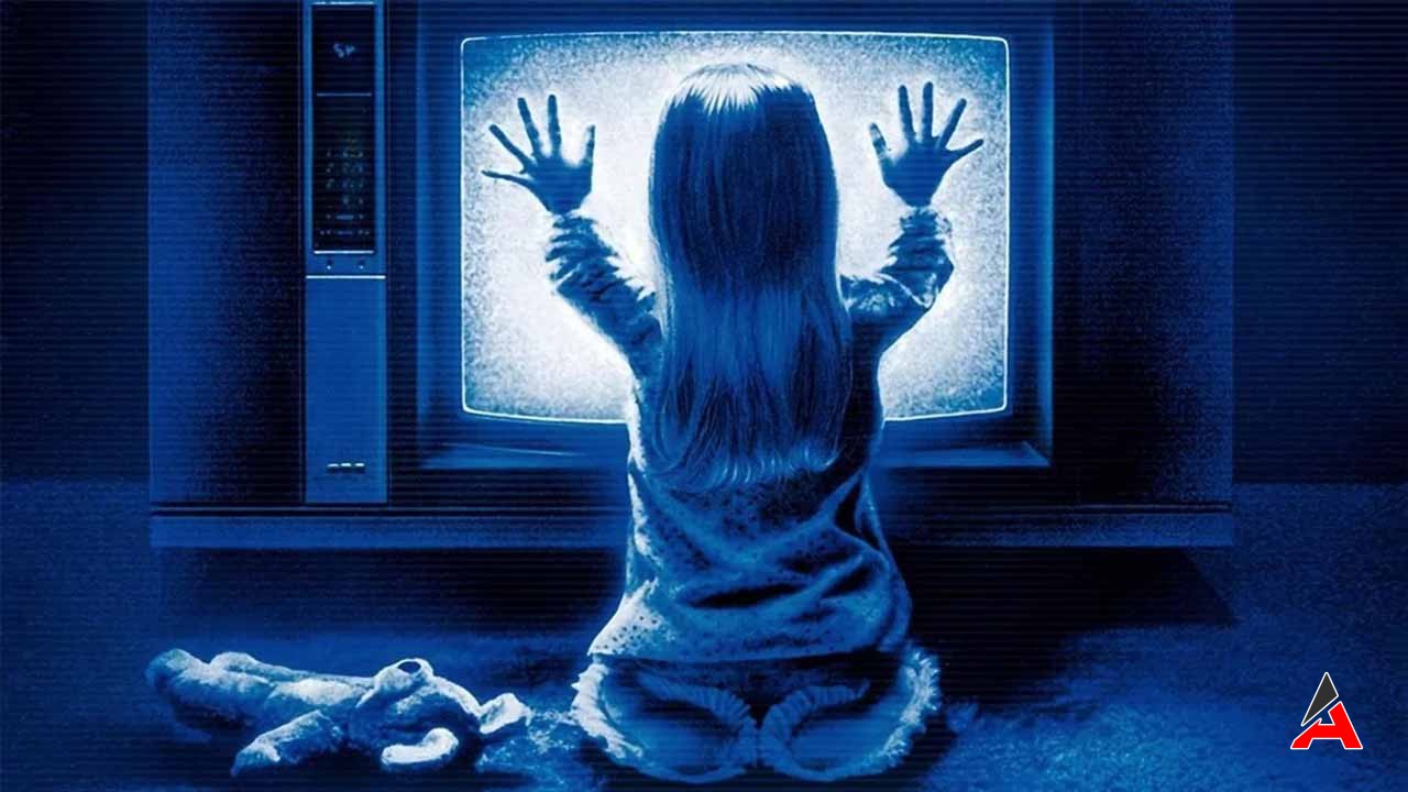 1982 Yapımı Poltergeist Walking Dead